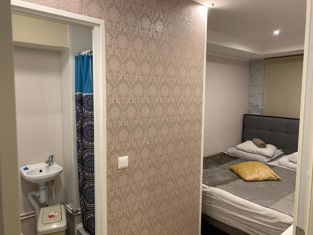 Хостелы Bedroom with Bathroom Private Таллин-15