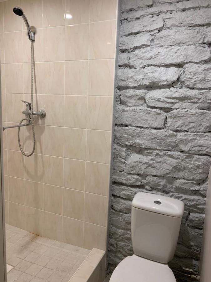 Хостелы Bedroom with Bathroom Private Таллин