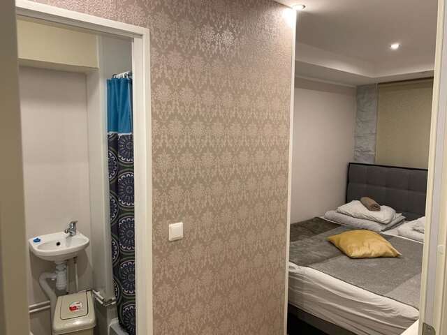 Хостелы Bedroom with Bathroom Private Таллин-14